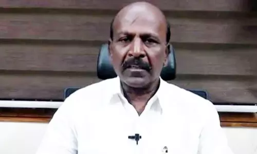 10-க்கும் அதிகமானோர் கூடும் இடங்களில் முகக்கவசம் கட்டாயம் - அமைச்சர் மா.சுப்பிரமணியன் 10-க்கும் அதிகமானோர் கூடும் இடங்களில் முகக்கவசம் கட்டாயம் - அமைச்சர் மா.சுப்பிரமணியன்