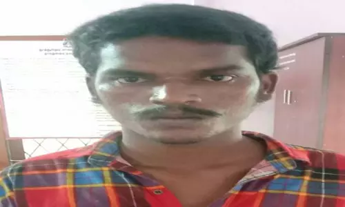 கஞ்சா விற்ற 2 பேர் கைது கஞ்சா விற்ற 2 பேர் கைது