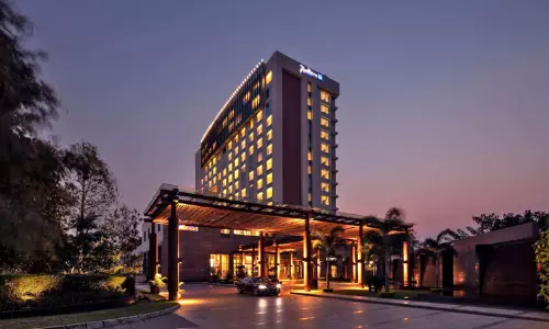 மராட்டிய அதிருப்தி எம்.எல்.ஏ.க்கள் நட்சத்திர ஓட்டலில் 8 நாட்கள் தங்கியதற்கான செலவு ரூ.70 லட்சம் என தகவல்!