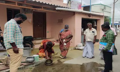 எஸ்.அய்யம்பாளையம் பகுதியில் 4-ம் வகுப்பு மாணவனுக்கு டெங்கு காய்ச்சல்-தடுப்பு நடவடிக்கையில் சுகாதாரத்துறையினர் தீவிரம் எஸ்.அய்யம்பாளையம் பகுதியில் 4-ம் வகுப்பு மாணவனுக்கு டெங்கு காய்ச்சல்-தடுப்பு நடவடிக்கையில் சுகாதாரத்துறையினர் தீவிரம்