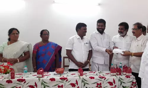 அடிப்படை வசதிகள் குறித்து கருத்துகேட்பு கூட்டம் அடிப்படை வசதிகள் குறித்து கருத்துகேட்பு கூட்டம்