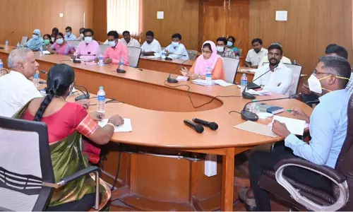 பிளஸ்-2 முடித்த மாணவர்கள்  உயர்கல்வி படிப்பதற்கான வழிகாட்டுதல் நிகழ்ச்சி  கள்ளக்குறிச்சி கலெக்டர் ஸ்ரீதர் தகவல்