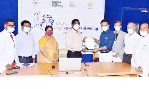 சிறப்பாக பணியாற்றிய டாக்டர்களுக்கு பாராட்டு சான்றிதழ்