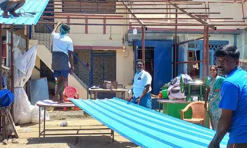 சமயபுரத்தில் ஆக்கிரமிப்புகள் அகற்றம் சமயபுரத்தில் ஆக்கிரமிப்புகள் அகற்றம்