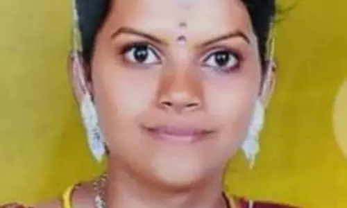 தந்தையை பார்க்க வந்த மகள் விபத்தில் சாவு தந்தையை பார்க்க வந்த மகள் விபத்தில் சாவு