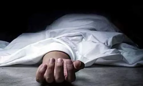 ஒடிசா: சக மாணவிகள் ராகிங் செய்ததால், கல்லூரி மாணவி தூக்குப்போட்டு தற்கொலை