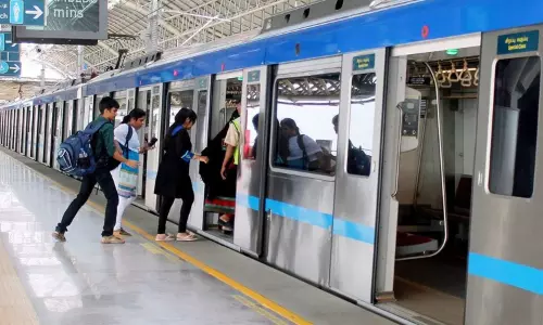 சென்னை மெட்ரோ ரெயிலில் 7 ஆண்டுகளில் 12 கோடி பேர் பயணம் சென்னை மெட்ரோ ரெயிலில் 7 ஆண்டுகளில் 12 கோடி பேர் பயணம்