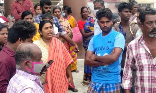 அரசு மருத்துவமனையில் பச்சிளம் பெண் குழந்தை கடத்தல் - பொள்ளாச்சியில் பரபரப்பு...!