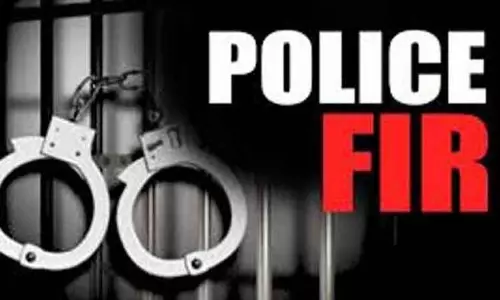 உருக்கிய இரும்பு திரவம் கொட்டி வடமாநில தொழிலாளி படுகாயம்