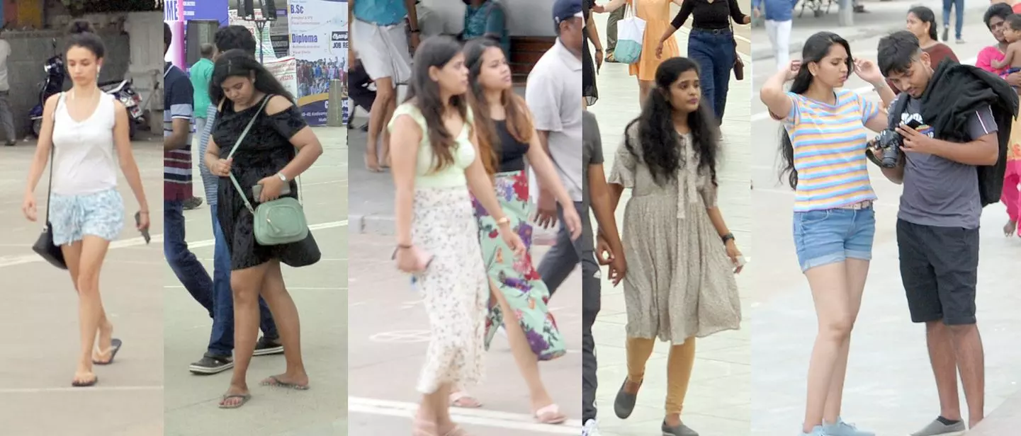 கடற்கரையில் குவிந்த சுற்றுலா பயணிகள் கடற்கரையில் குவிந்த சுற்றுலா பயணிகள்