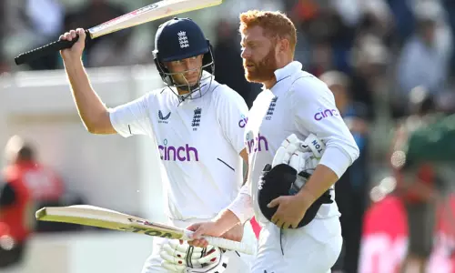 தொடரை சமன் செய்த இங்கிலாந்து அணி : சச்சின் உட்பட முன்னாள் இந்திய வீரர்கள் வாழ்த்து..!!