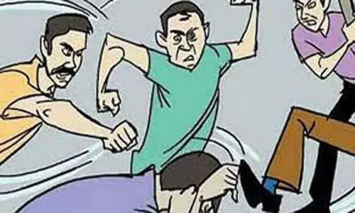 விவசாயி மீது தாக்குதல் விவசாயி மீது தாக்குதல்