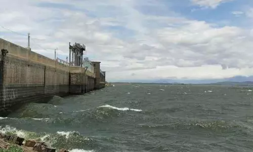 வைகை அணைக்கு நீர்வரத்து அதிகரிப்பு