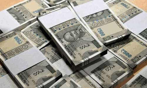 நெல்லிக்குப்பம் அருகே  கணவரை இழந்த பெண்ணுக்கு வாரிசு சான்றிதழ் வழங்க ரூ.3 ஆயிரம் லஞ்சம்  கிராம உதவியாளர் சிக்கினார்