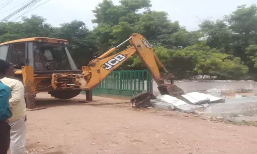 சத்தியமங்கலத்தில் ஆக்கிரமிப்பு அகற்றம்