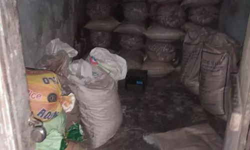 2 டன் ரேஷன் அரிசி பறிமுதல் 2 டன் ரேஷன் அரிசி பறிமுதல்