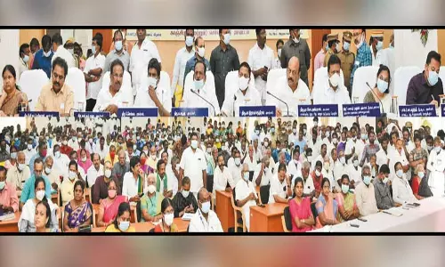 காஞ்சீபுரத்தில் விவசாயிகளுடன் கலந்துரையாடல் கூட்டம்; அமைச்சர்கள் பங்கேற்பு காஞ்சீபுரத்தில் விவசாயிகளுடன் கலந்துரையாடல் கூட்டம்; அமைச்சர்கள் பங்கேற்பு