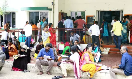 606 தற்காலிக ஆசிரியர் பணியிடத்திற்கு விண்ணப்பங்கள் குவிந்தன