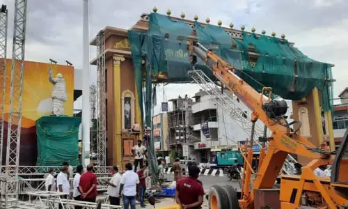 கருணாநிதி சிலை திறப்பு விழா பணிகள் தீவிரம்