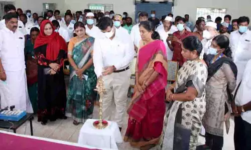 அரவக்குறிச்சியில் புதிய கலை-அறிவியல் கல்லூரி: முதல்-அமைச்சர் மு.க.ஸ்டாலின் தொடங்கி வைத்தார்.