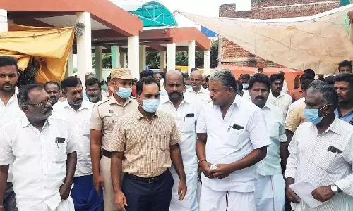 உழவர் உற்பத்திகுழு மூலம் சுத்தமான எண்ணெய் தயாரிப்பு உழவர் உற்பத்திகுழு மூலம் சுத்தமான எண்ணெய் தயாரிப்பு