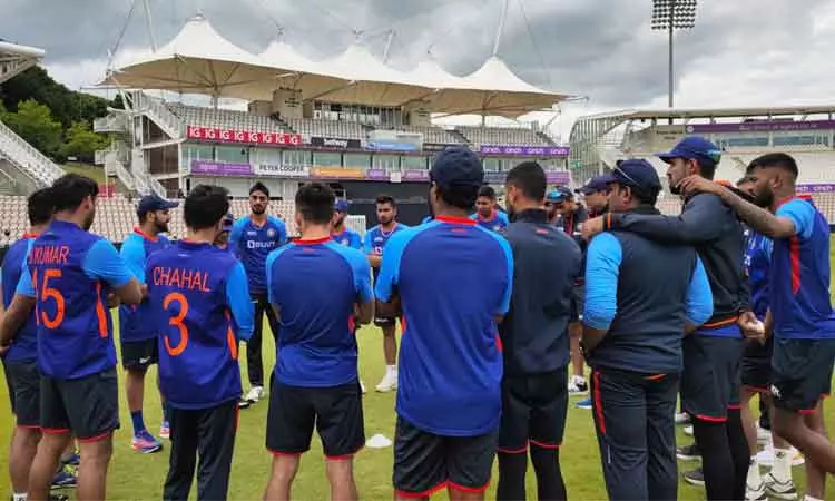 முதல் டி20 போட்டி : இந்தியா - இங்கிலாந்து அணிகள் இன்று மோதல் முதல் டி20 போட்டி : இந்தியா - இங்கிலாந்து அணிகள் இன்று மோதல்