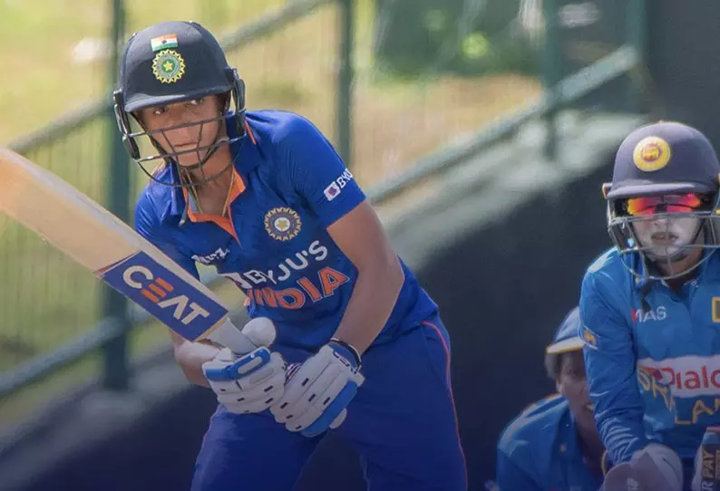 ஹர்மன்பிரீத் கவுர் அதிரடி : இலங்கை அணியை வீழ்த்தி இந்திய பெண்கள் அணி அபார வெற்றி