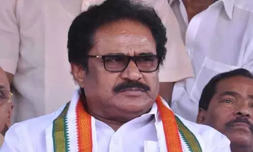 அ.தி.மு.க. ஆக்சிஜனால் தான் பா.ஜ.க. செயல்படுகிறது - திருநாவுக்கரசு எம்.பி. பேட்டி அ.தி.மு.க. ஆக்சிஜனால் தான் பா.ஜ.க. செயல்படுகிறது - திருநாவுக்கரசு எம்.பி. பேட்டி