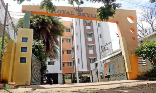 முன்னாள் அமைச்சர் காமராஜ் மகன் வீட்டில் லஞ்ச ஒழிப்பு போலீசார் சோதனை