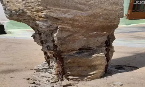 புகாா் பெட்டி