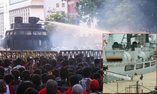 இலங்கை அதிபர் மாளிகையை கைப்பற்றிய போராட்டக்காரர்கள்- கப்பல் மூலம் தப்புகிறார் கோத்தபய ராஜபக்சே?