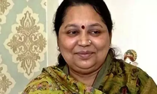 உத்தரபிரதேச முன்னாள் முதல் மந்திரி முலாயம் சிங் யாதவின் மனைவி மரணம்