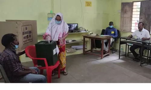 விழுப்புரம் மாவட்டத்தில் 3 கிராம ஊராட்சி வார்டு உறுப்பினர் பதவிக்கான இடைத்தேர்தல் விழுப்புரம் மாவட்டத்தில் 3 கிராம ஊராட்சி வார்டு உறுப்பினர் பதவிக்கான இடைத்தேர்தல்