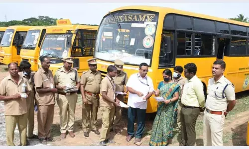 தனியார் பள்ளி வாகனங்கள் ஆய்வு தனியார் பள்ளி வாகனங்கள் ஆய்வு