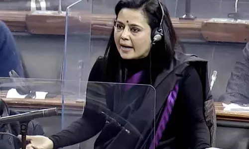 காளி தெய்வம் குறித்து சர்ச்சை கருத்து: மகுவா மொய்த்ரா எம்.பி. மீது வழக்கு