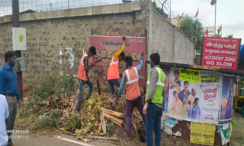 கோபி நகராட்சியில் ஆக்கிரமிப்புகள் அகற்றம்