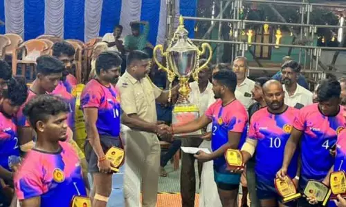 வடுவூரில் மாநில கபடி போட்டி: கட்டக்குடி அணி முதலிடம் வடுவூரில் மாநில கபடி போட்டி: கட்டக்குடி அணி முதலிடம்