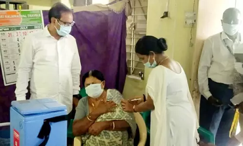 1,346 இடங்களில் கொரோனா தடுப்பூசி முகாம்