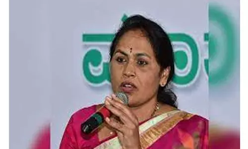 கடல் அரிப்பு ஏற்பட்ட பகுதிகளில் மந்திரி ஷோபா கரந்தலாஜே ஆய்வு