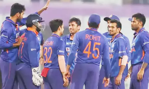 இந்தியா-இங்கிலாந்து மோதும் முதலாவது ஒருநாள் கிரிக்கெட் போட்டி இன்று நடக்கிறது..! இந்தியா-இங்கிலாந்து மோதும் முதலாவது ஒருநாள் கிரிக்கெட் போட்டி இன்று நடக்கிறது..!