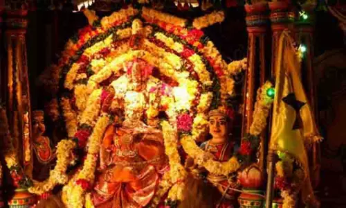 திரவுபதி அம்மன் கோவிலில் கொடியேற்றம்