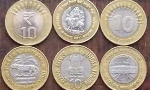 10 ரூபாய் நாணயத்தை கடைகள், வணிக நிறுவனங்கள் வாங்கிக் கொள்ள வேண்டும் கலெக்டர் அறிவுறுத்தல் 10 ரூபாய் நாணயத்தை கடைகள், வணிக நிறுவனங்கள் வாங்கிக் கொள்ள வேண்டும் கலெக்டர் அறிவுறுத்தல்