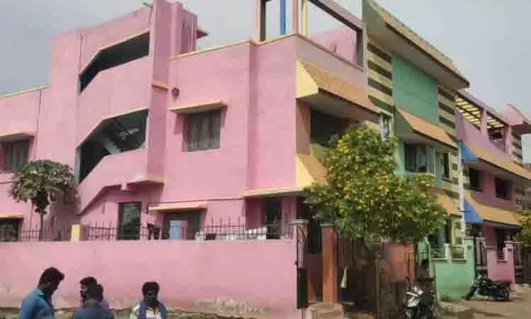 திருச்சியில் எல்பின் நிதி நிறுவனத்துடன் தொடர்பு: விடுதலை சிறுத்தைகள் கட்சி கவுன்சிலர் வீடு உள்பட 18 இடங்களில் சோதனை திருச்சியில் எல்பின் நிதி நிறுவனத்துடன் தொடர்பு: விடுதலை சிறுத்தைகள் கட்சி கவுன்சிலர் வீடு உள்பட 18 இடங்களில் சோதனை