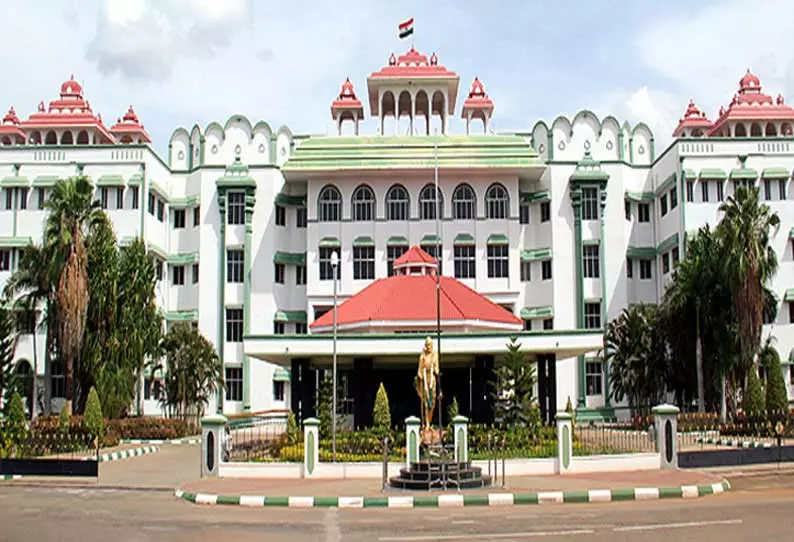 ``தமிழகத்தில் 2 ஆண்டு பணியாற்ற மறுத்தால் ரூ.50 லட்சத்தை செலுத்துங்கள் டாக்டருக்கு ஐகோர்ட்டு அதிரடி உத்தரவு ``தமிழகத்தில் 2 ஆண்டு பணியாற்ற மறுத்தால் ரூ.50 லட்சத்தை செலுத்துங்கள் டாக்டருக்கு ஐகோர்ட்டு அதிரடி உத்தரவு