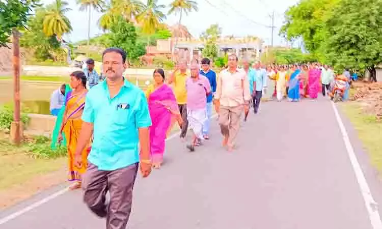 மலையாண்டி கோவிலில் பவுர்ணமி கிரிவலம்