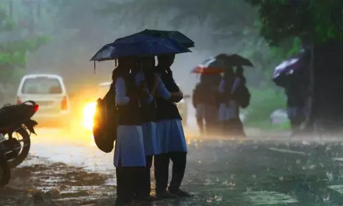 தொடர் மழை: வால்பாறை தாலுகாவில் பள்ளிகளுக்கு மட்டும் இன்று விடுமுறை