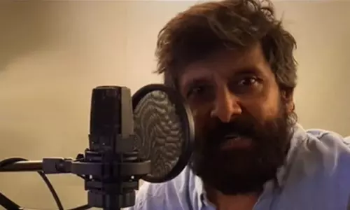 எங்களுடைய சோழ சிங்கம் கர்ஜிக்கிறது - பொன்னியின் செல்வன் படக்குழு வெளியிட்ட சிறப்பு வீடியோ எங்களுடைய சோழ சிங்கம் கர்ஜிக்கிறது - பொன்னியின் செல்வன் படக்குழு வெளியிட்ட சிறப்பு வீடியோ