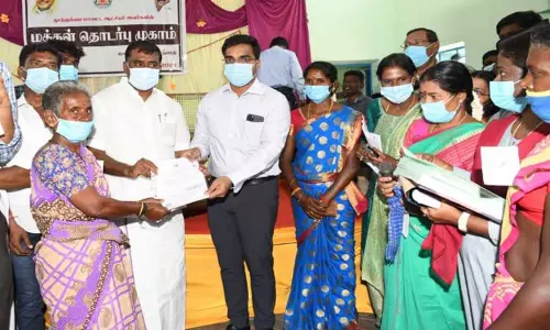 எட்டயபுரம் அருகே பயனாளிகளுக்கு அரசு நலத்திட்ட உதவிகள்