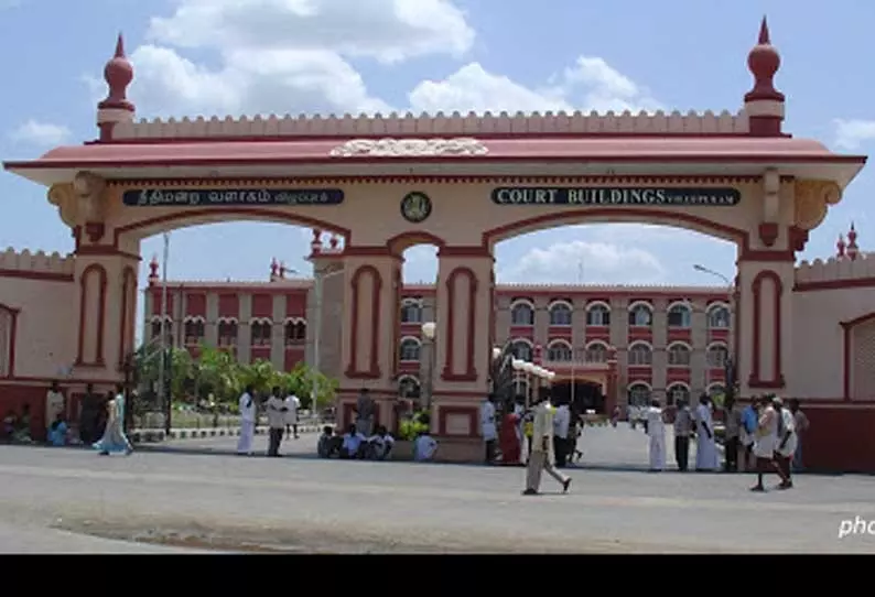 தேர்தல் முன்விரோதம் காரணமாக வாலிபரை கொலை செய்த வழக்கில் 2 பேருக்கு ஆயுள் தண்டனை விழுப்புரம் கூடுதல் மாவட்ட அமர்வு நீதிமன்றத்தில் தீர்ப்பு தேர்தல் முன்விரோதம் காரணமாக வாலிபரை கொலை செய்த வழக்கில் 2 பேருக்கு ஆயுள் தண்டனை விழுப்புரம் கூடுதல் மாவட்ட அமர்வு நீதிமன்றத்தில் தீர்ப்பு