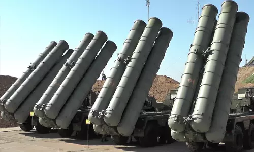 எஸ்-400 ஏவுகணை இந்தியா வாங்குவதற்கான தடைகளுக்கு எதிரான விலக்கு அளிக்கும் சட்டம் குரல் வாக்கெடுப்பு மூலம் நிறைவேற்றம்